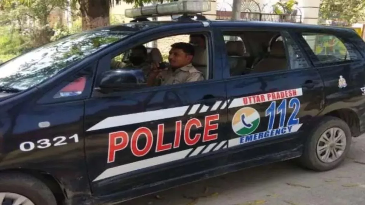 20_04_2025-ghaziabad_police_van_23922142